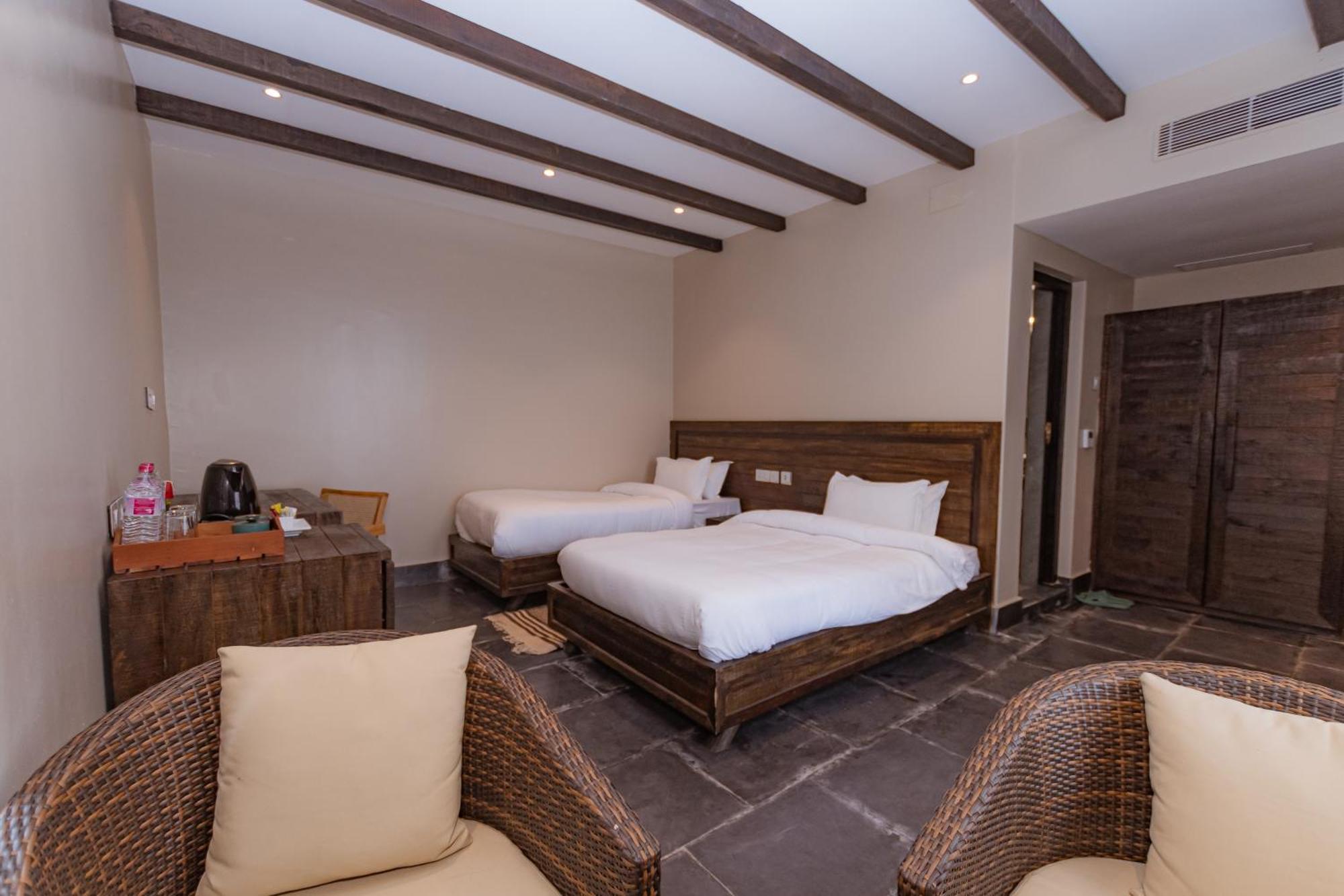 Raniban Retreat Otel Pokhara Dış mekan fotoğraf