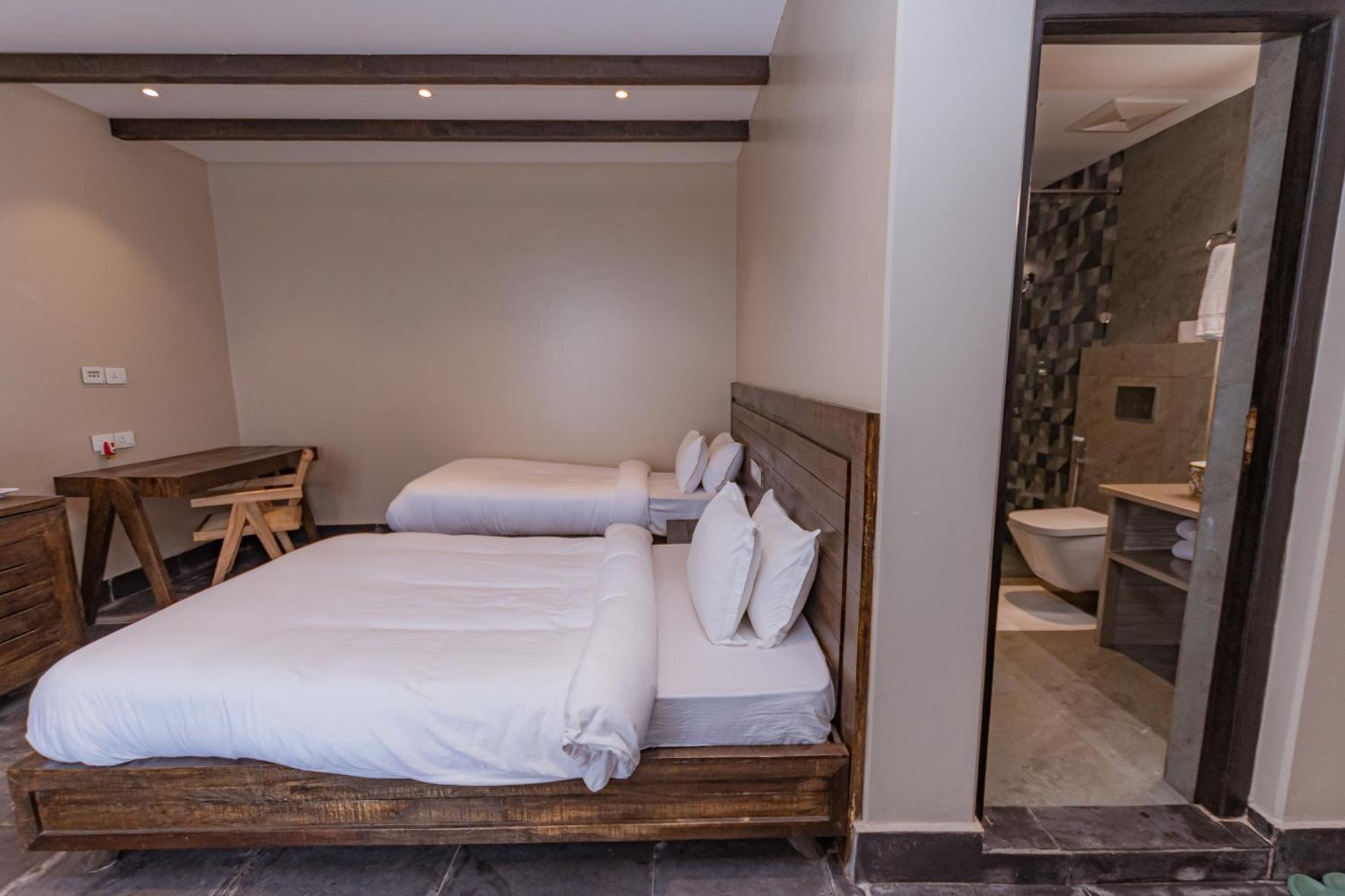 Raniban Retreat Otel Pokhara Dış mekan fotoğraf