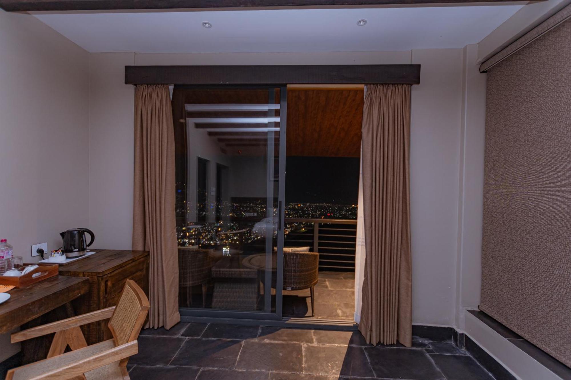 Raniban Retreat Otel Pokhara Dış mekan fotoğraf