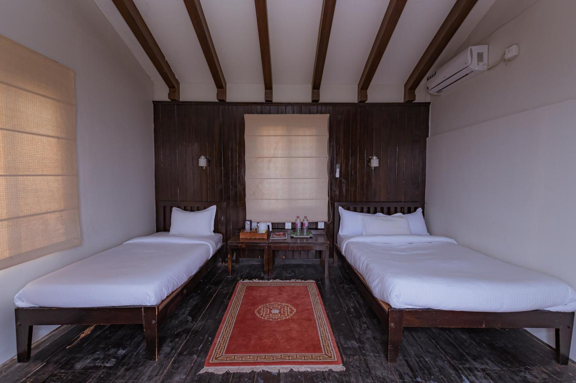 Raniban Retreat Otel Pokhara Dış mekan fotoğraf